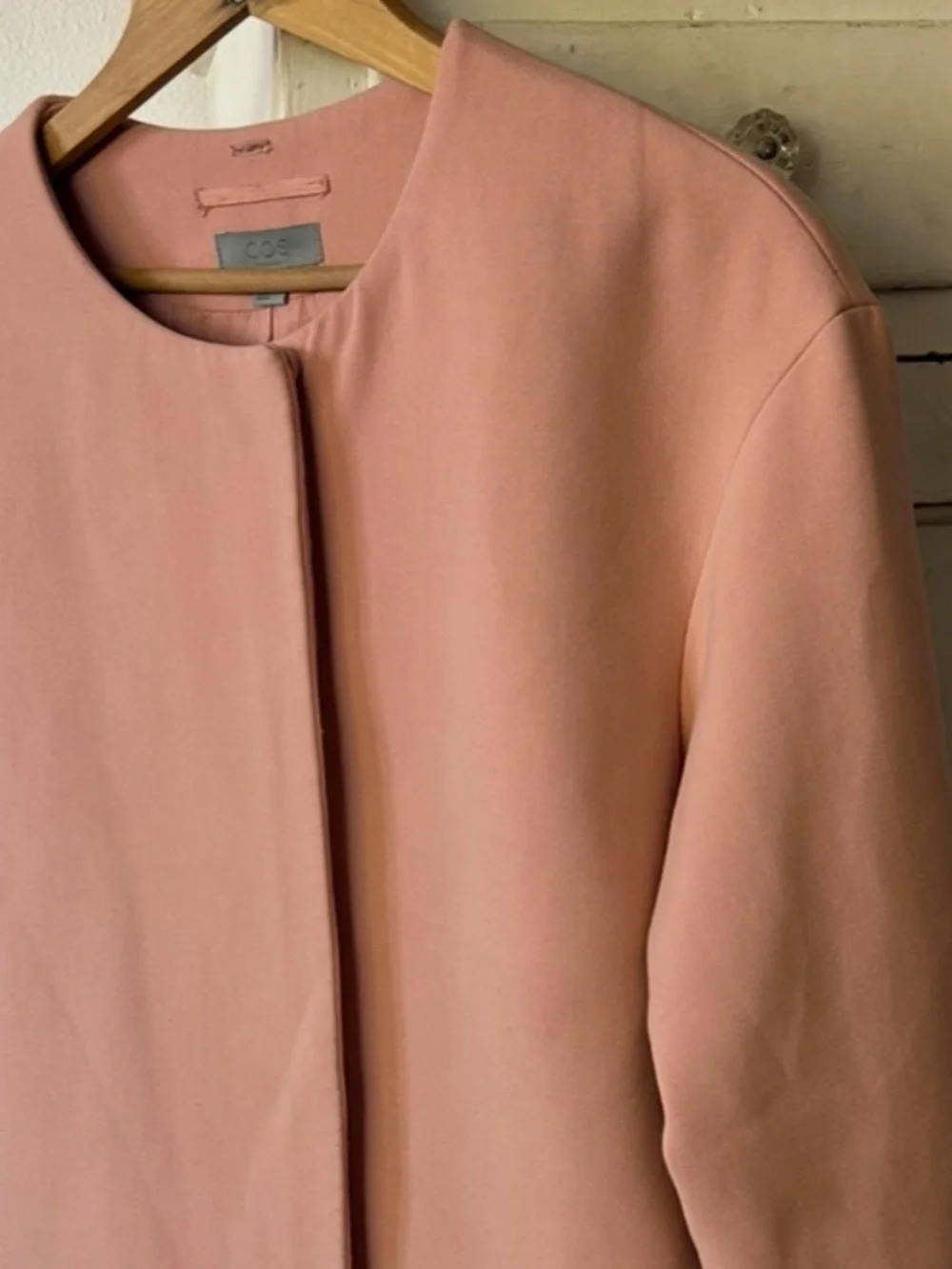 COS | Women’s Blush Pink Soft Minimalist Collarless Hidden Zip Front Coat Size 4